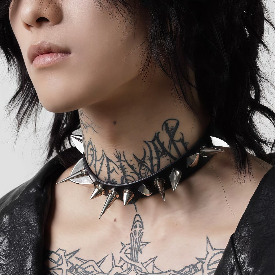 Bad Habit Spike Control Choker